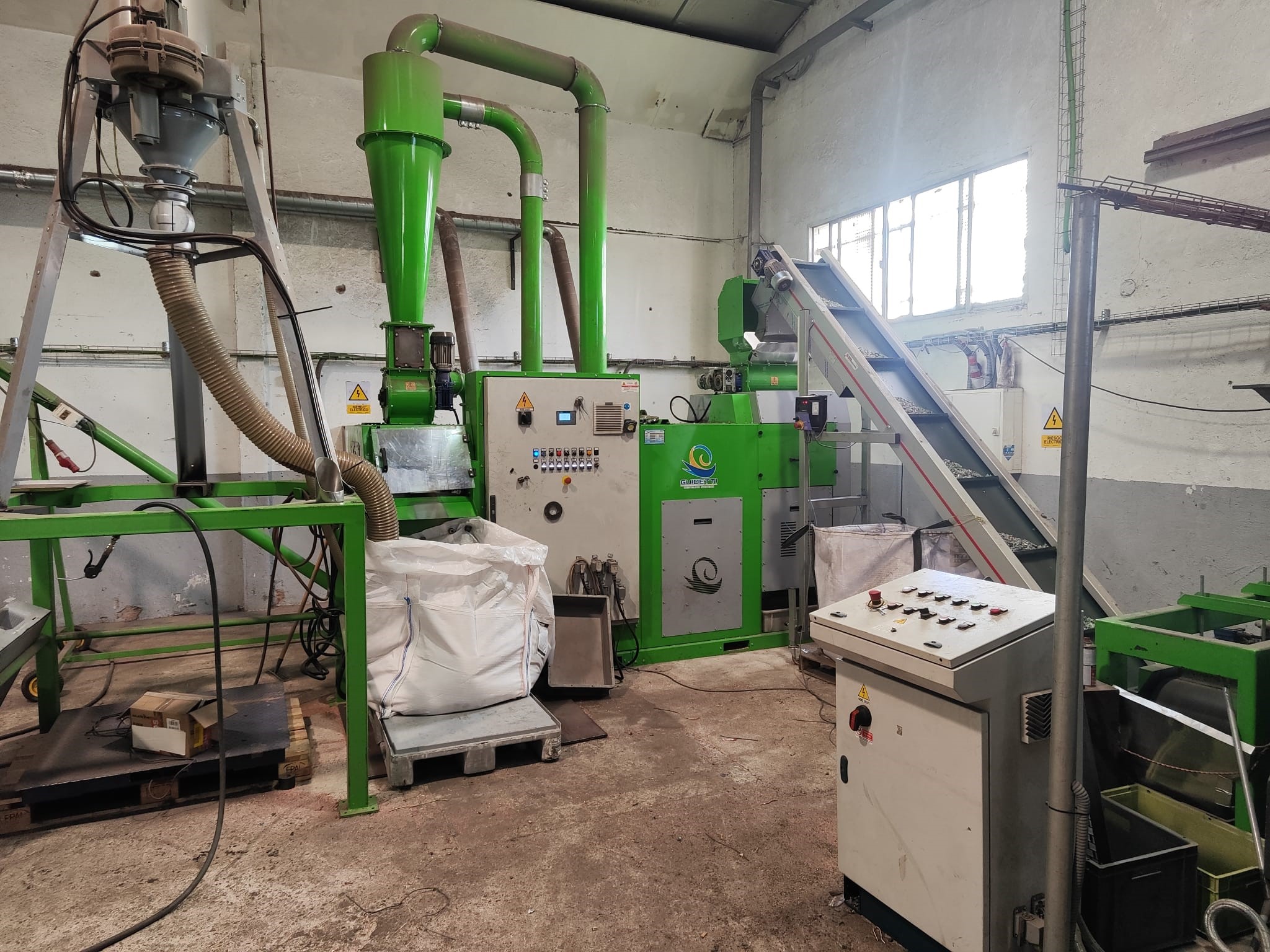 Linea de Cobre Linea de Cobre