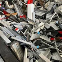 Perfil de aluminio lacado - Hierros Sainz Perfil de aluminio lacado - Hierros Sainz