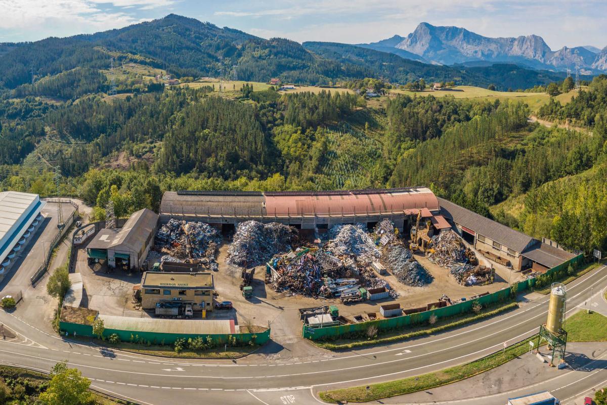 SLIDER HIERROS SAINZ SLIDER HIERROS SAINZ